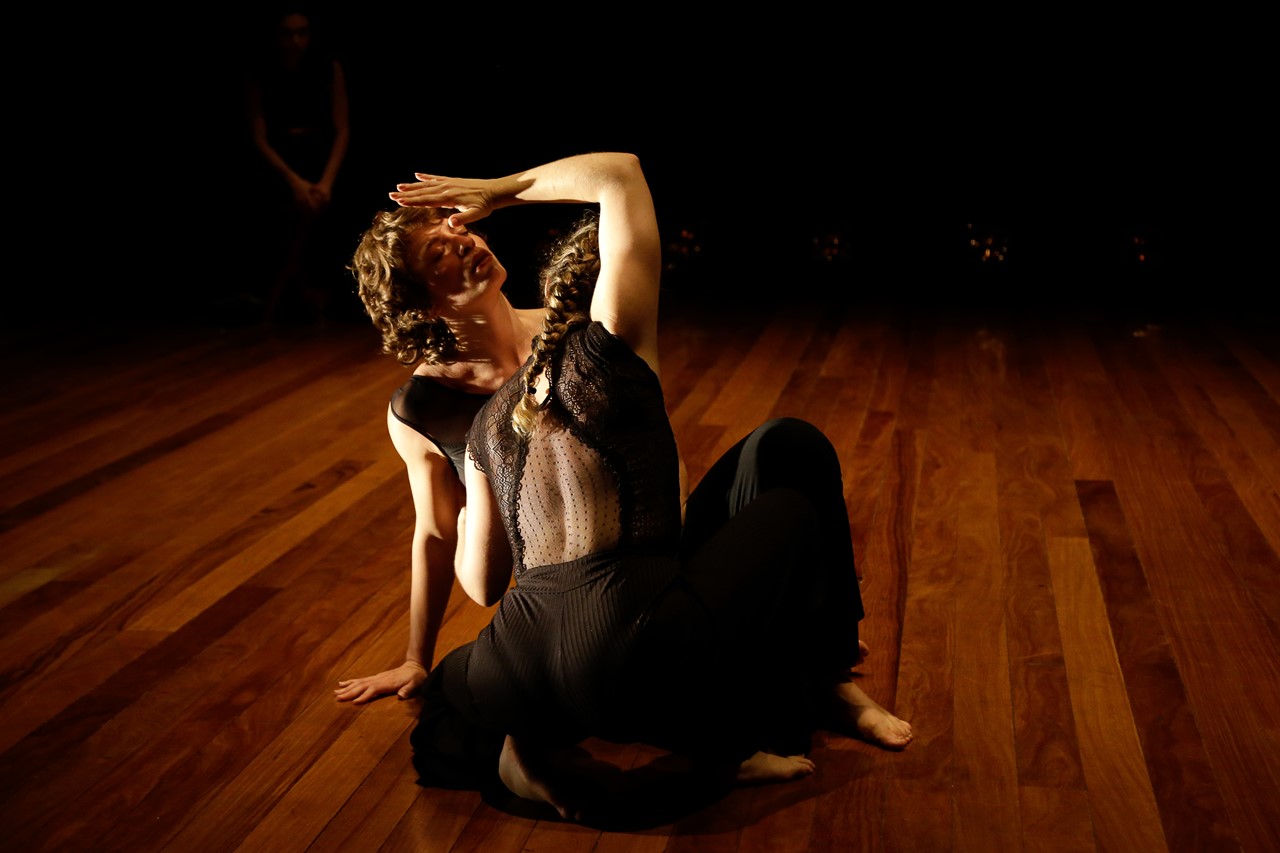 LAPETT: QUATRO - DE AMORES E SOMBRAS