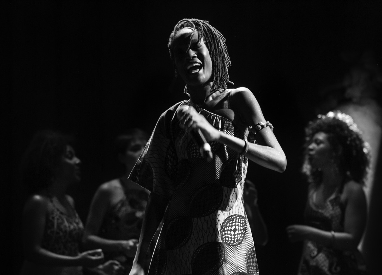 Lenna Bahule: Nômade - a caminho de moçambique